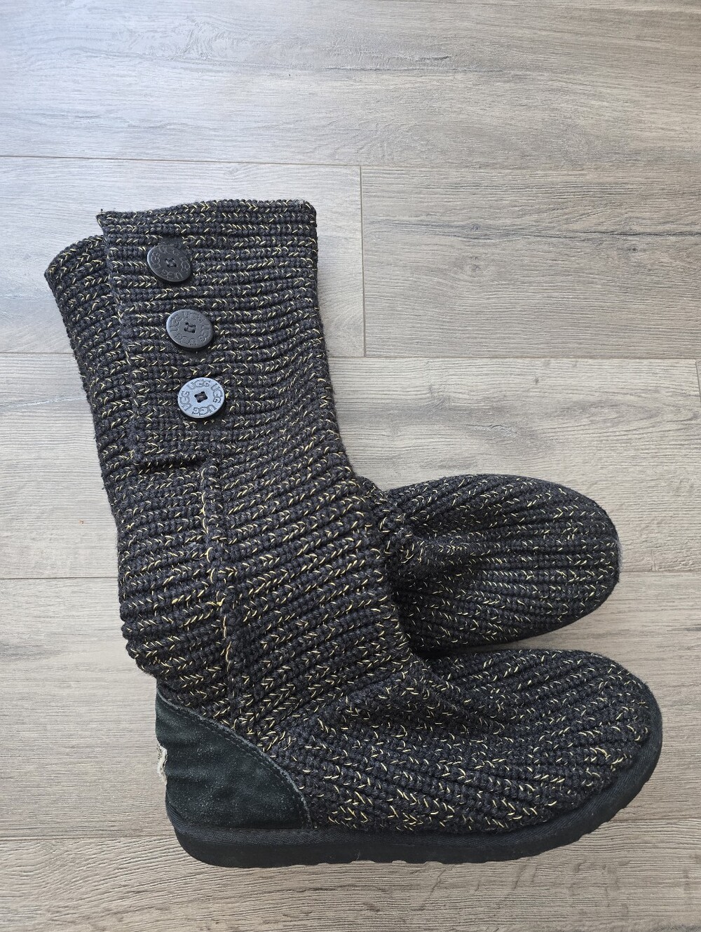 UGG Classic Cardy Boots Black Gold Metalic Womens Size 9 Outdoor Boho Preppy